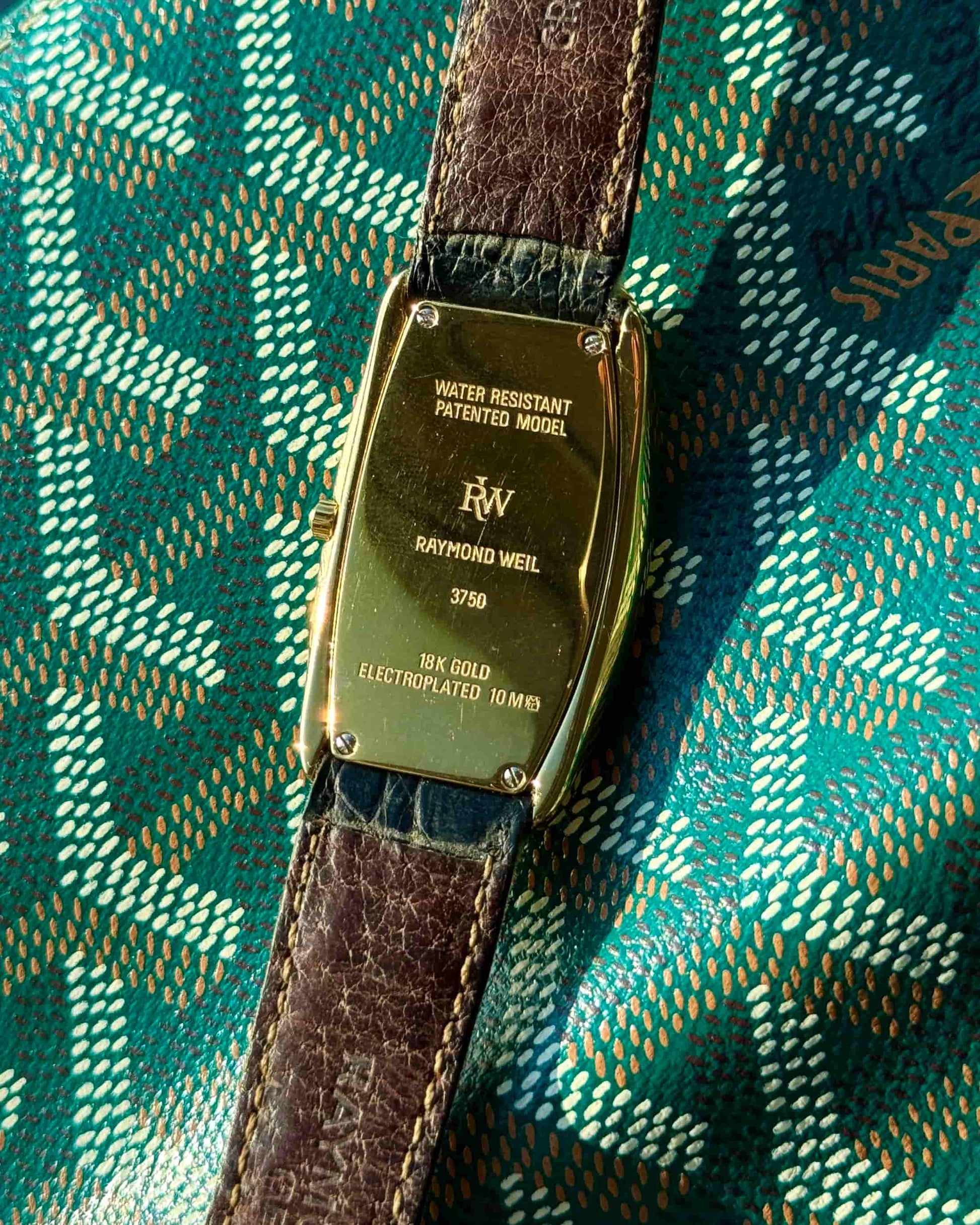 Raymond Weil Genève Baignoire